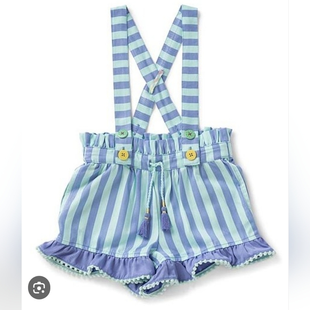 Matilda Jane Ruffle in Suspense shorts size 10